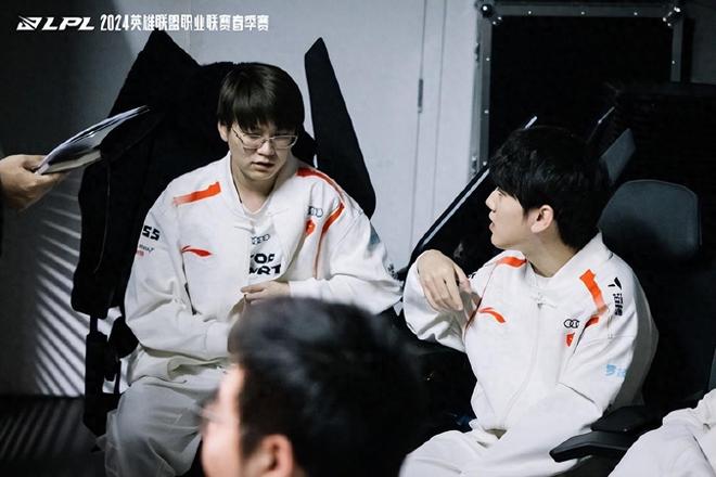 卓越的中场 卓越的中场