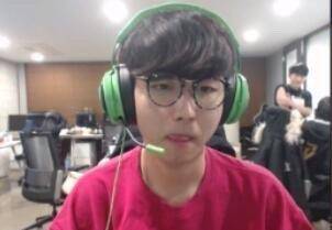 他们显得略 他们显得略